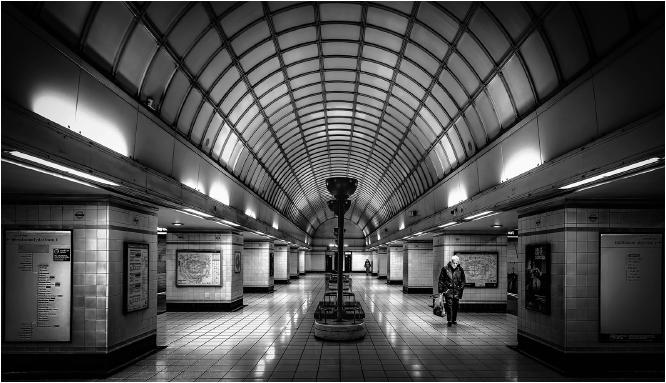 A quiet day on the Central line - David Egerton