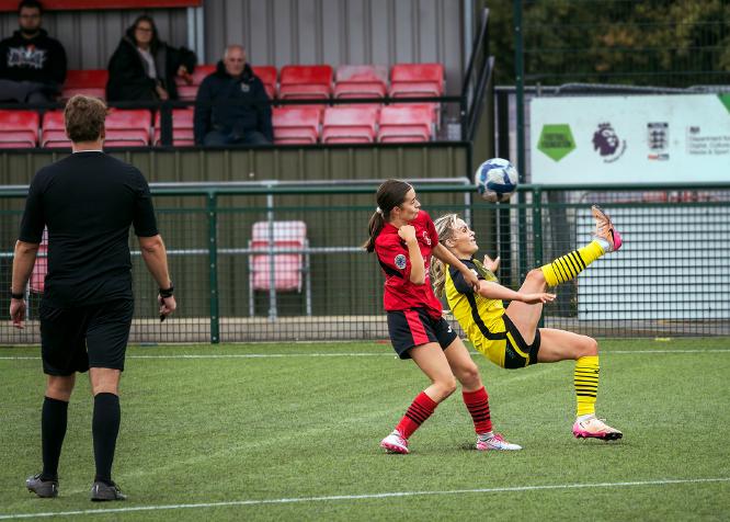 Overhead Kick - Eddie Campbell