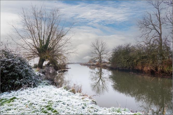 The Stour in Winter - Alison Pangbourne