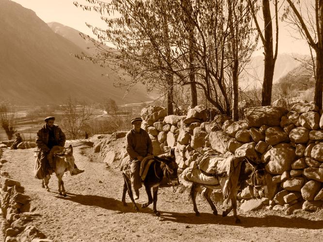 Journey through the Afghan highlands - Jay Seram