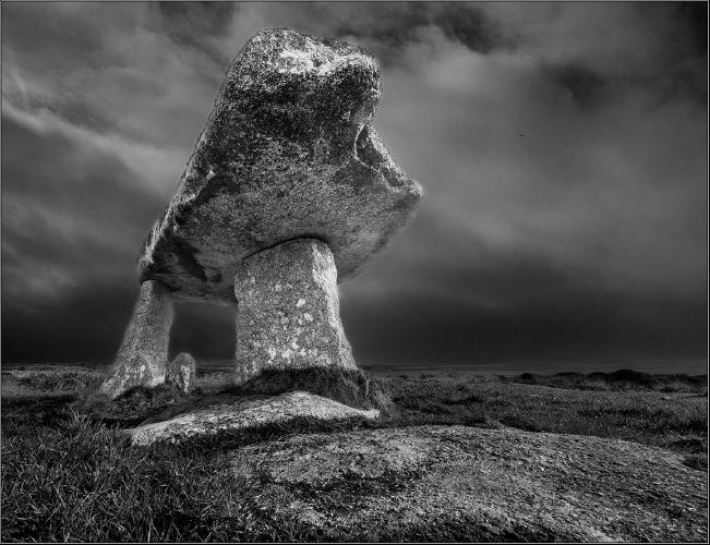 Lanyon Quoit 3 - Peter Pangbourne