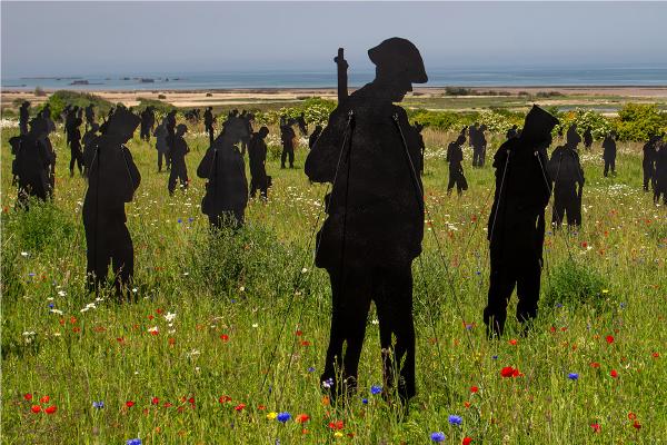 Standing with giants - Jennifer Brett