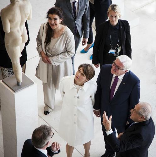 A Day in the Life of President Steinmeier Staring at Bottoms - Steve Ball