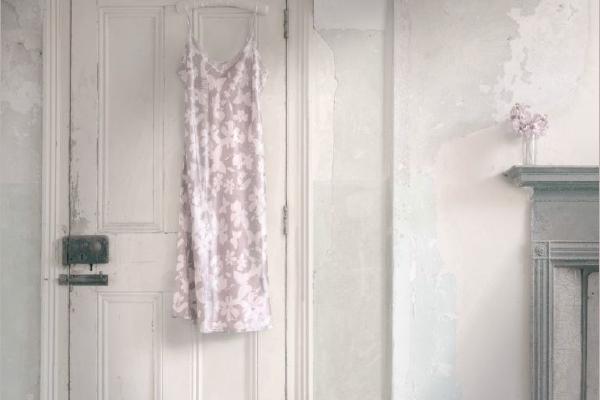 Faded Elegance - Chrissie Hart