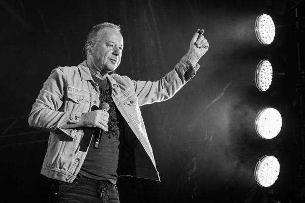 Jim Kerr - Jeff Scott