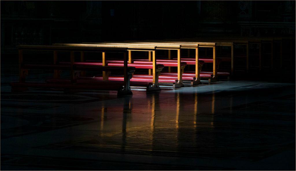 Holy Light - Jennifer Brett