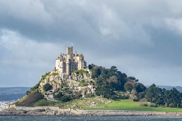 St Michaels Mount from Basore Point - Alison Pangbourne