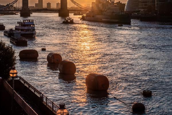 Sunrise over the Thames - Matt Biggin