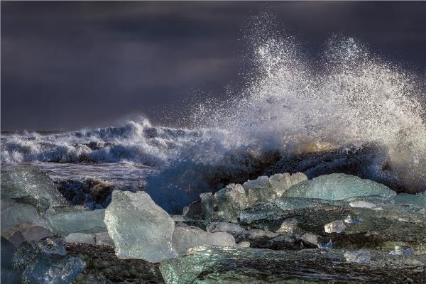 Storm on the Diamond Beach - Colin Westgate