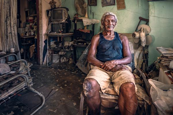 At Home with Julio Napolis - Roy Essery