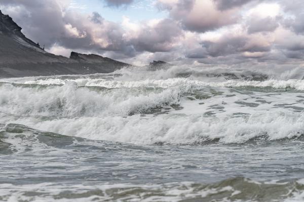 Surf 's up (Crackington Haven ) - Peter Pangbourne