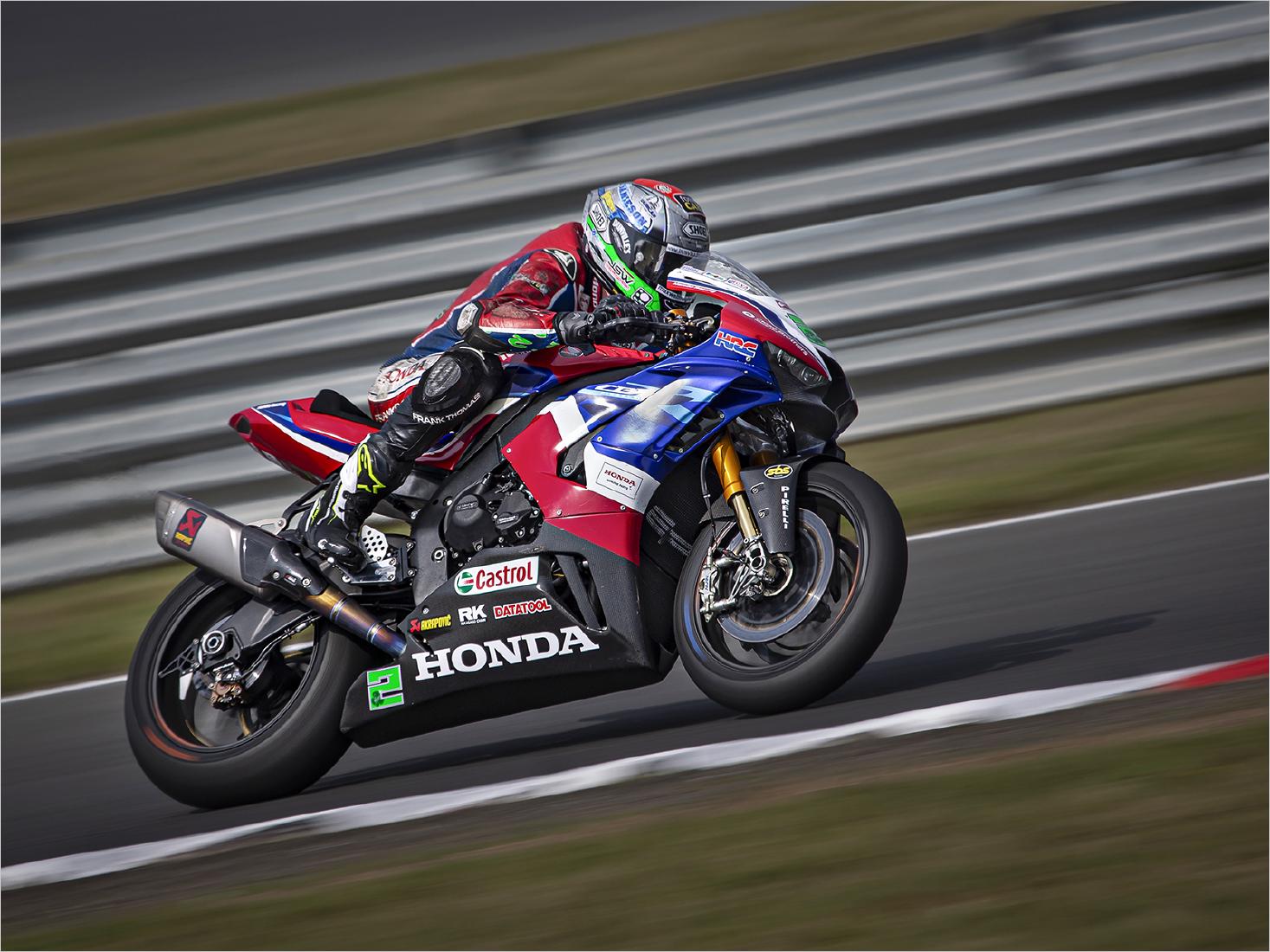Bikes at Snetterton (1) - Steve Ball