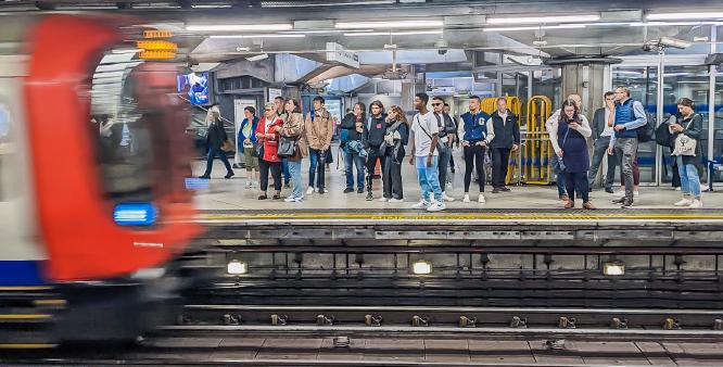 The train now arriving - Peter Jones