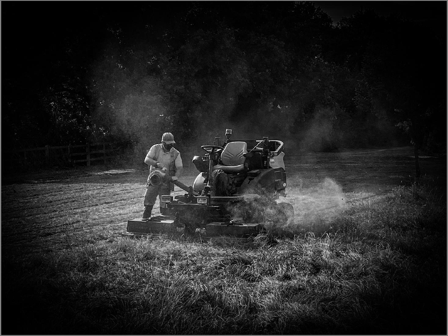 Hot 'N' Dusty - Jeff Scott
