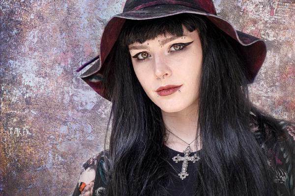 Piercing Souls with Beauty - Chrissie Alexander