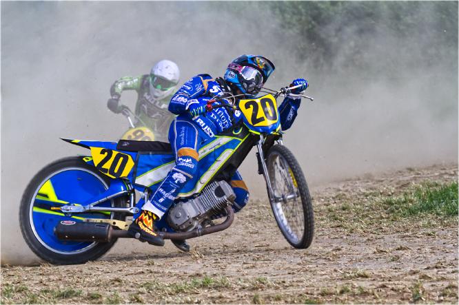 Grass Trackers Do It Sideways - Terry Stone