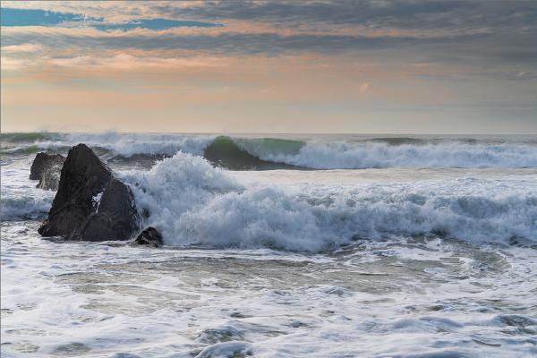 Rough Cornish sea - Peter Pangbourne