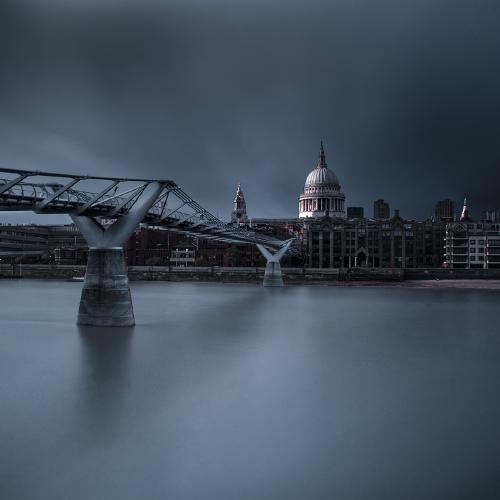 The Light on St Pauls - Shaun Hykel