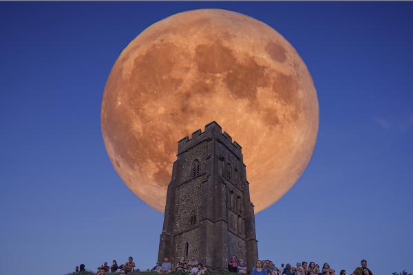 Tor Moon - Jeff Scott