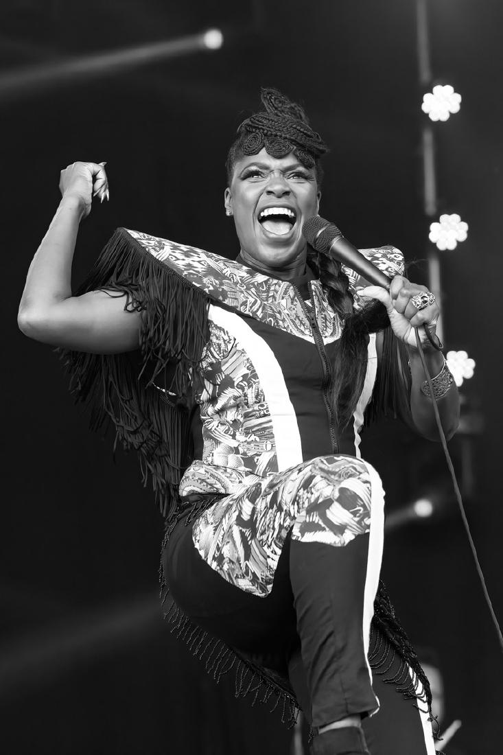 Eno Williams, Singer - Paul Douglas