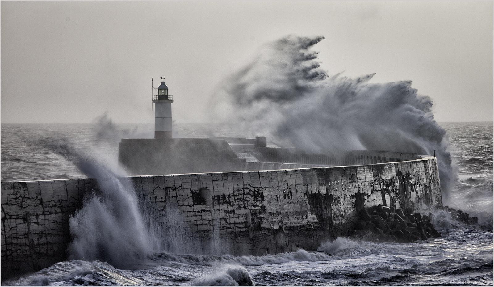 Big Waves at Newhaven - Steve Ball