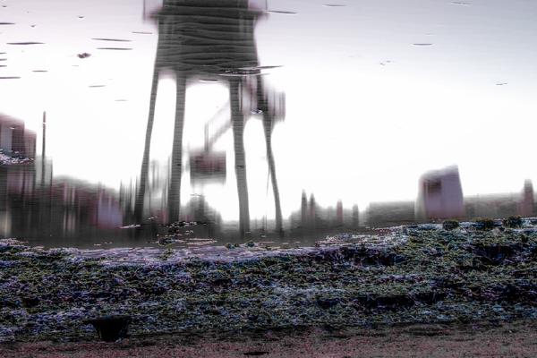 War of the worlds - Shaun Hykel