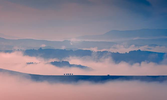 Misty Valleys and Distant Hills - Martin Heathcote