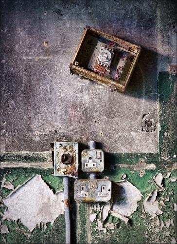 Lost Connection - Roy Essery