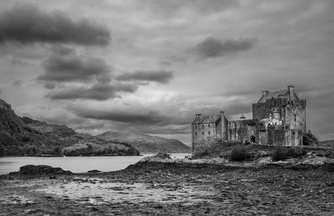 Eilean Donan Castle - Jan Cross