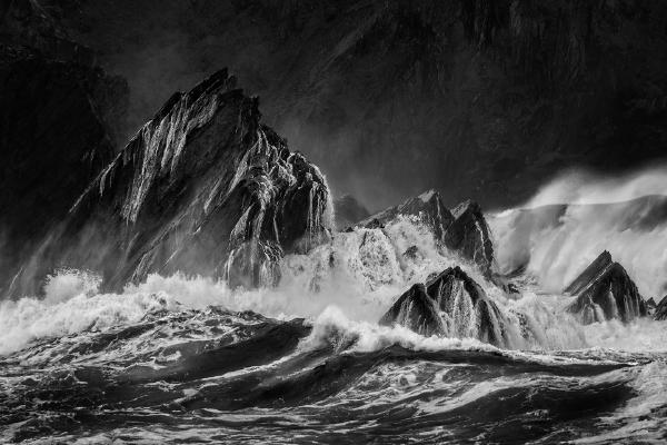 Waves of Clogher - Roy Essery