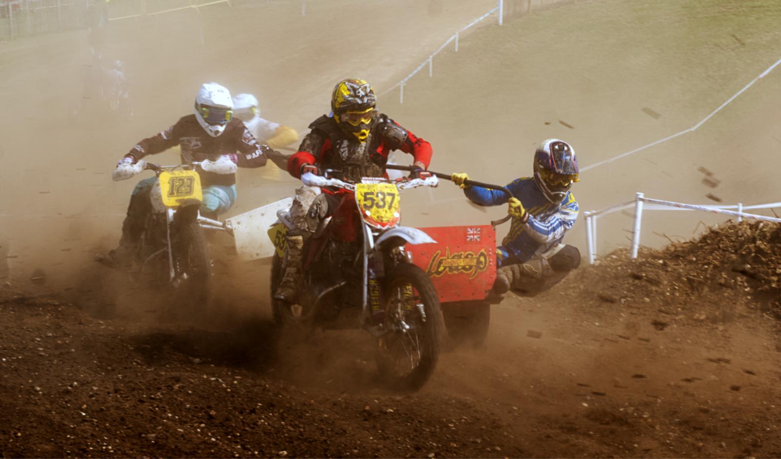 Chasing the Leader - Steve Robinson