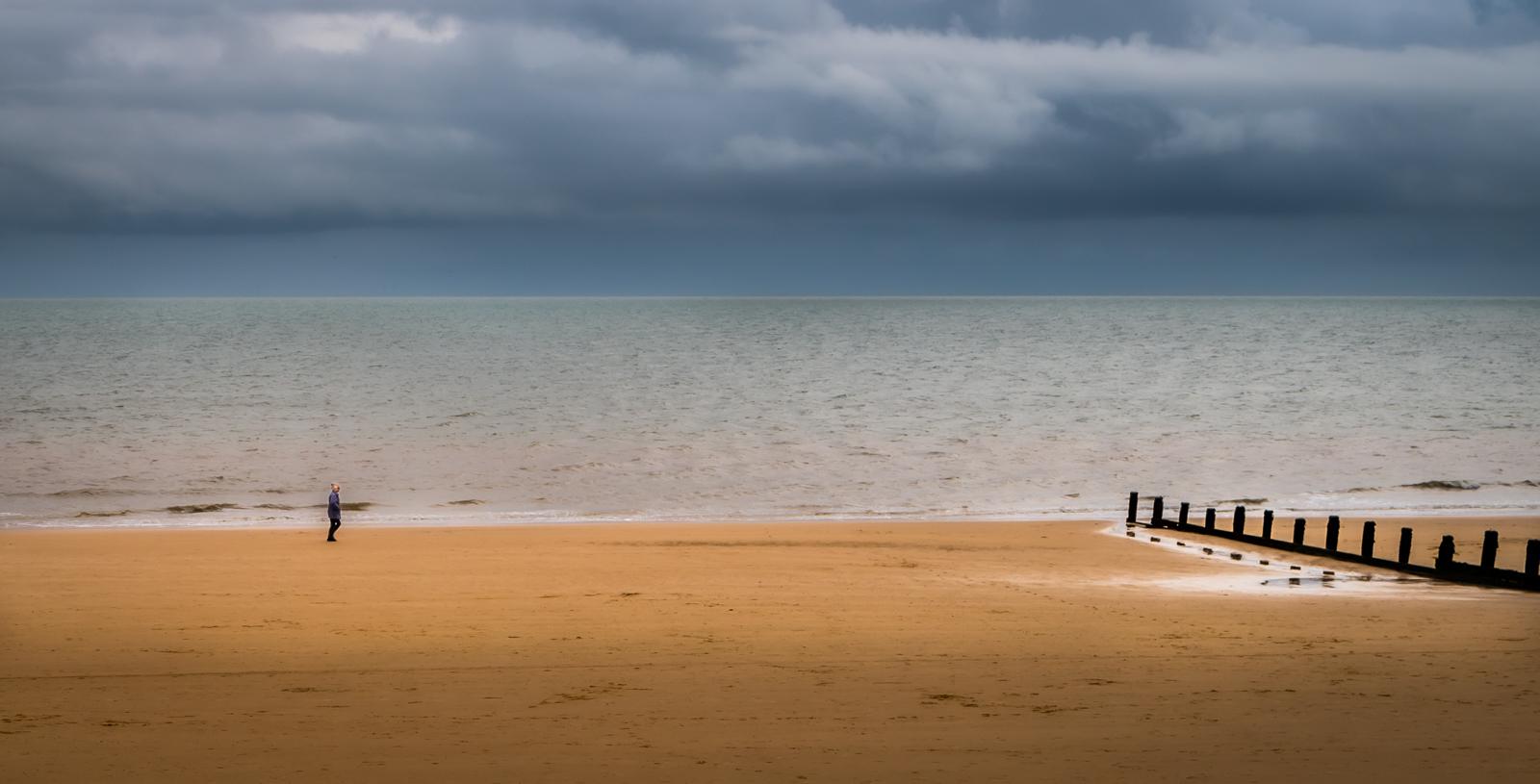 Storm Approaching - Alan James