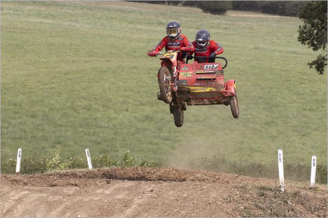 Riding high - Elisa Harvey