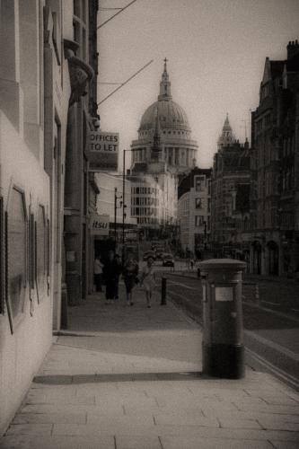 Ludgate Hill - Bola Oshisanwo