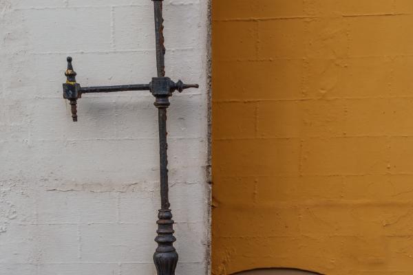 The old Lamp Light - Peter Freeman