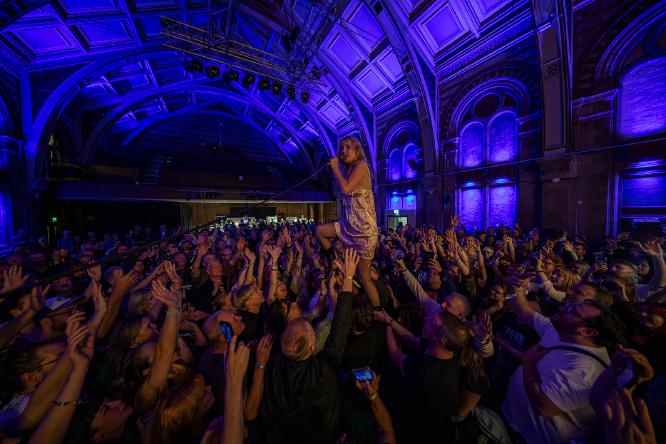 Lambrini Girls - Jonathan Dadds