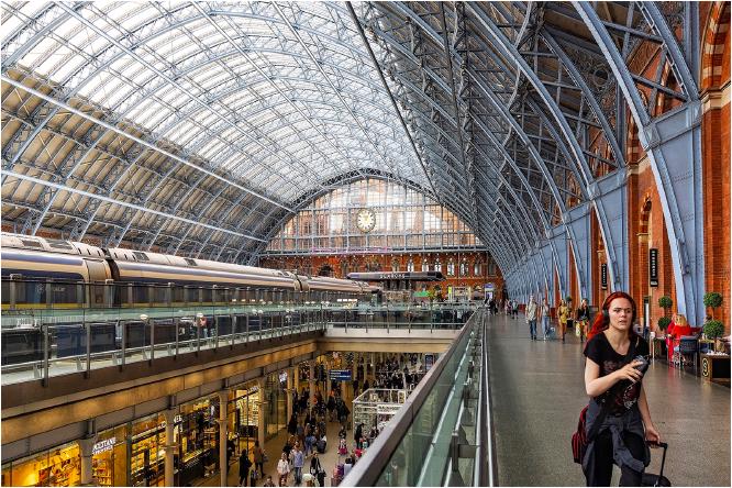 Late for her train - David Egerton