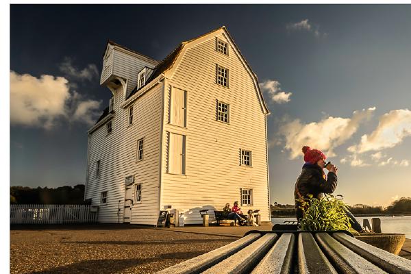 Early evening at Pin Mill - Richard Cunningham