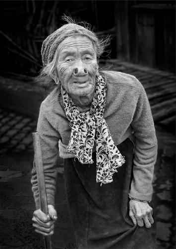 Plug Nose Lady from Ziro - Kate Jackson