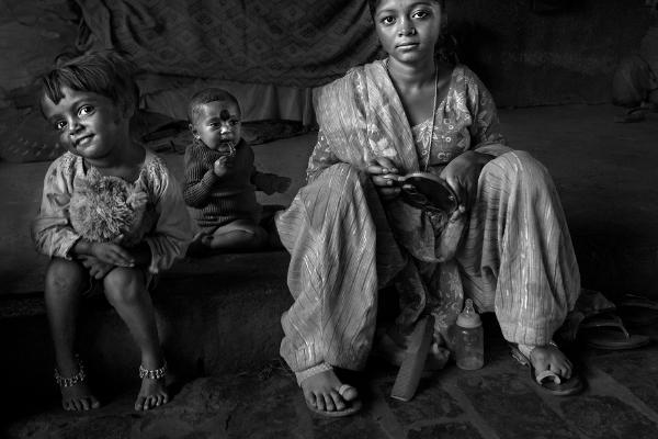 Siblings - Roy Essery
