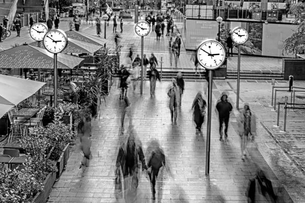 Only time stands still - Naomi Foster