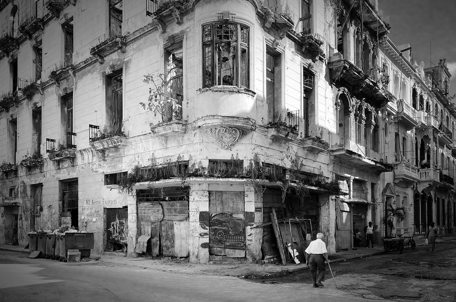 Streets of Havana (2) - Roy Essery