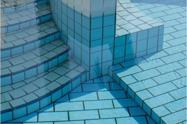 The Pool (2) - Chrissie Hart