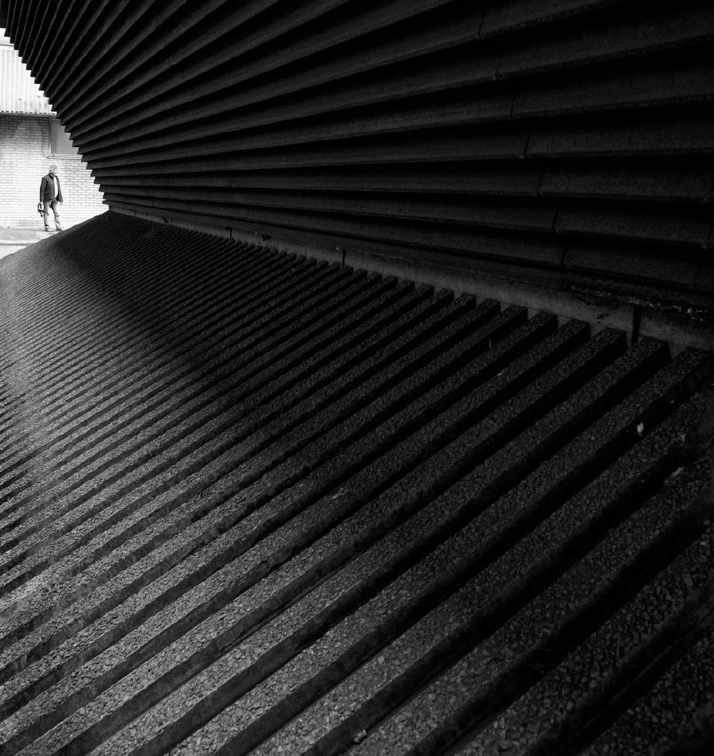 V (3) - Steve Ball
