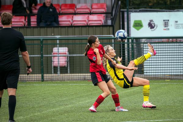 Overhead Kick - Eddie Campbell