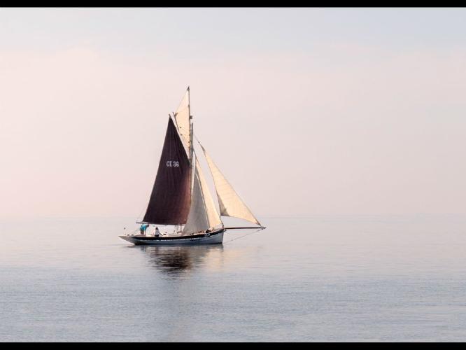 Early morning sail (%!s(<nil>)) - 