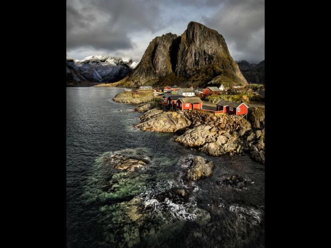 Hamnoy (%!s(<nil>)) - 