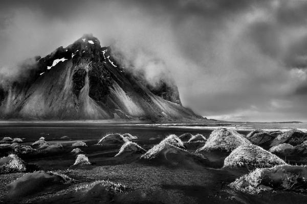 Storm over Stokksnes (%!s(<nil>)) - 