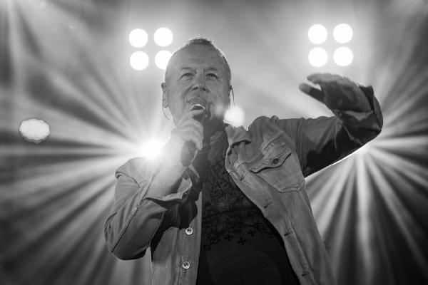 Jim Kerr (%!s(<nil>)) - 