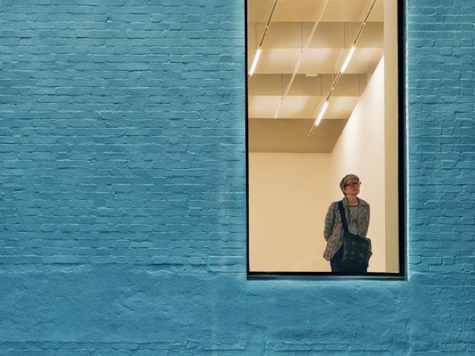 I Wonder What Shes Looking At (%!s(<nil>)) -